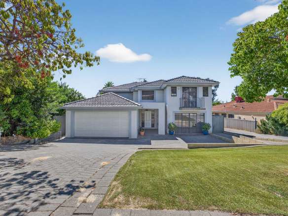 35 McCallum Crescent, Ardross, WA 6153